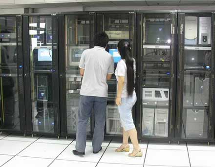 �ڿͷ���������վά�����÷������۸�